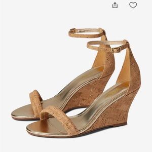 Lilly Pulitzer Tan and Gold Wedge Sandals 7.5